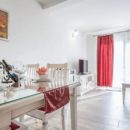 Holiday home Stunning In