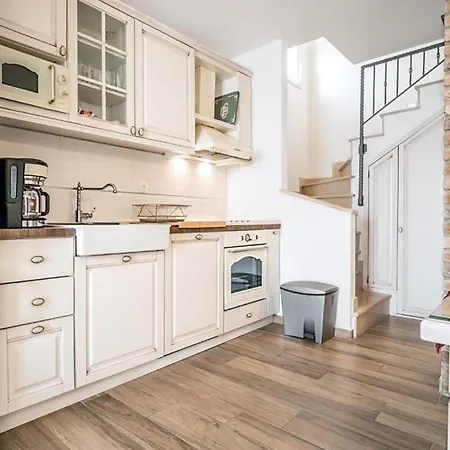 Holiday home Stunning In Makarska